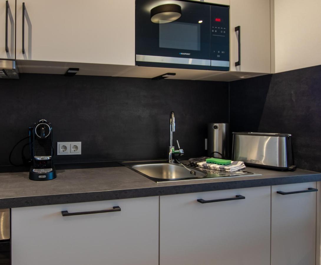 Livin63 Studio Apartments Hösbach Extérieur photo